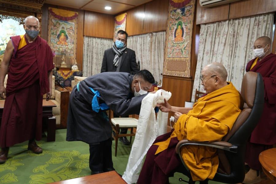 Dalai Lama  से मिले तिब्बती प्रधानमंत्री Penpa Tsering