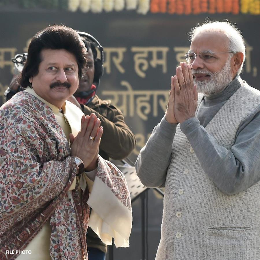 प्रधानमंत्री नरेन्द्र मोदी ने प्रसिद्ध ग़ज़ल गायक पंकज उधास के निधन पर दुख व्यक्त किया