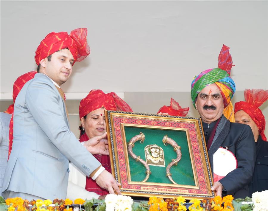 मुख्यमंत्री ने अन्तरराष्ट्रीय शिवरात्रि मेले का विधिवत् शुभारंभ किया