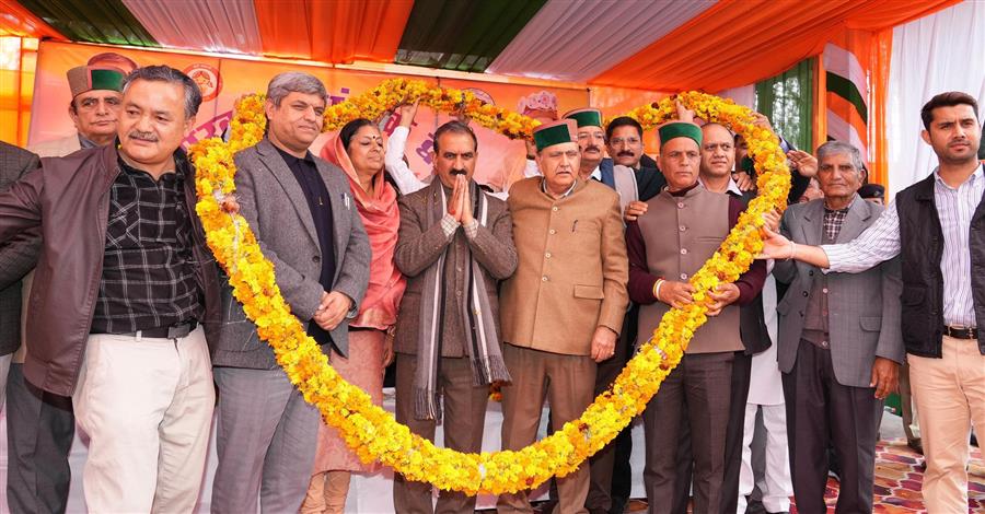 मुख्यमंत्री ने भटियात विधानसभा क्षेत्र में 75 करोड़ रुपये की 9 विकासात्मक परियोजनाओं के लोकार्पण और शिलान्यास किए
