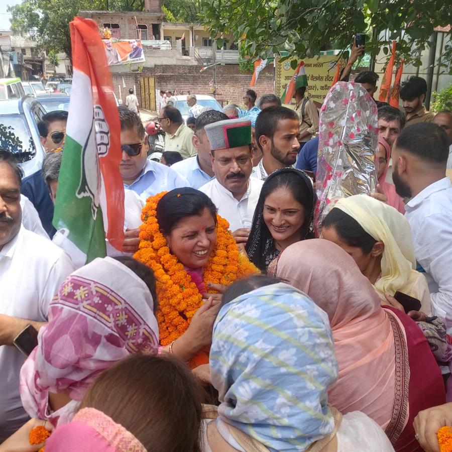  देहरा के विकास में कोई कमी नहीं रहने दी जाएगी - कमलेश ठाकुर