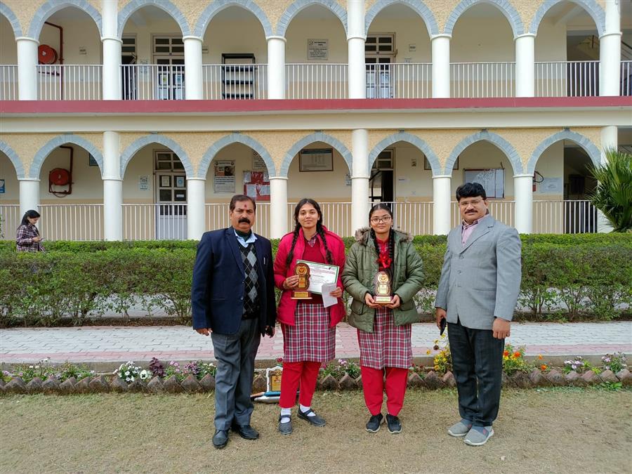 Laureate फार्मेसी संस्थान में  जिला स्तरीय डेक्लामेशन प्रतियोगिता का  आयोजन