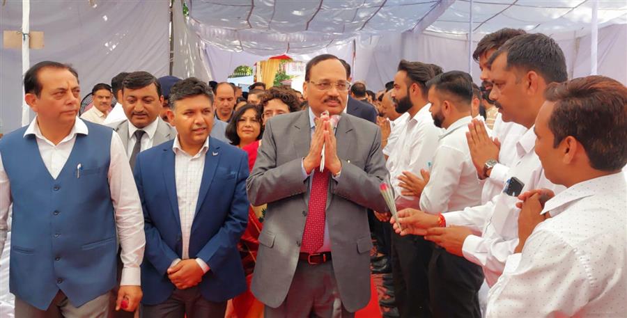 सुप्रीम कोर्ट के न्यायाधीश न्यायमूर्ति सूर्यकांत ने किया न्यायिक परिसर अंब का लोकार्पण