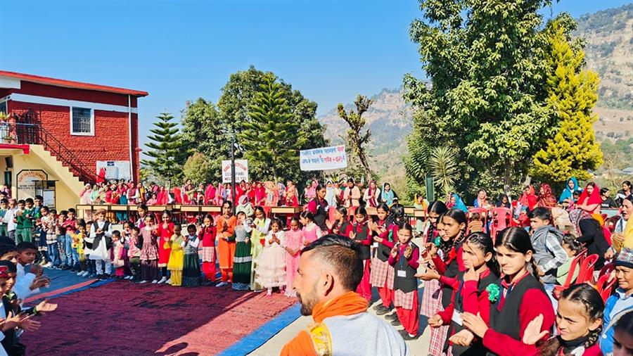 पीहडी में प्राथमिक स्वास्थय केन्द्र के साथ कांगडा बैंक की शाखा खोली जायेगी - संजय रतन