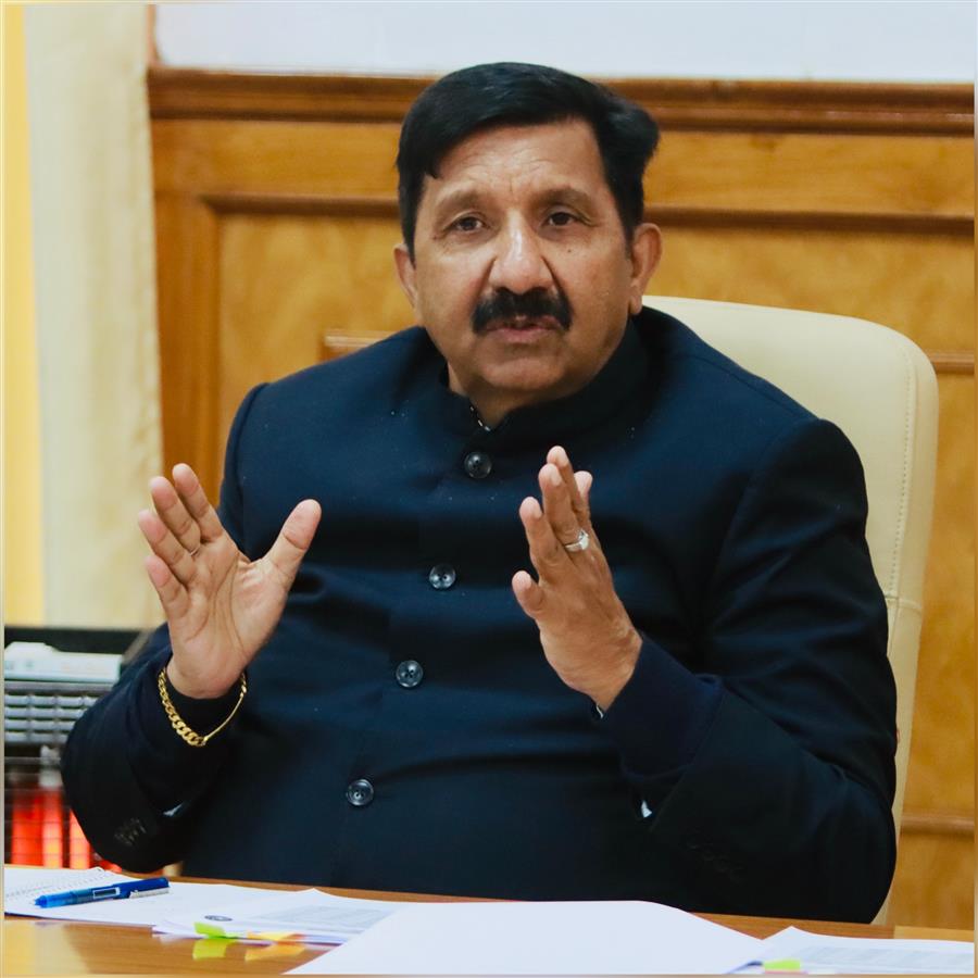 संसद में नेता प्रतिपक्ष को जाने से रोकना लोकतांत्रिक मूल्यों के खिलाफ: मुकेश अग्निहोत्री 