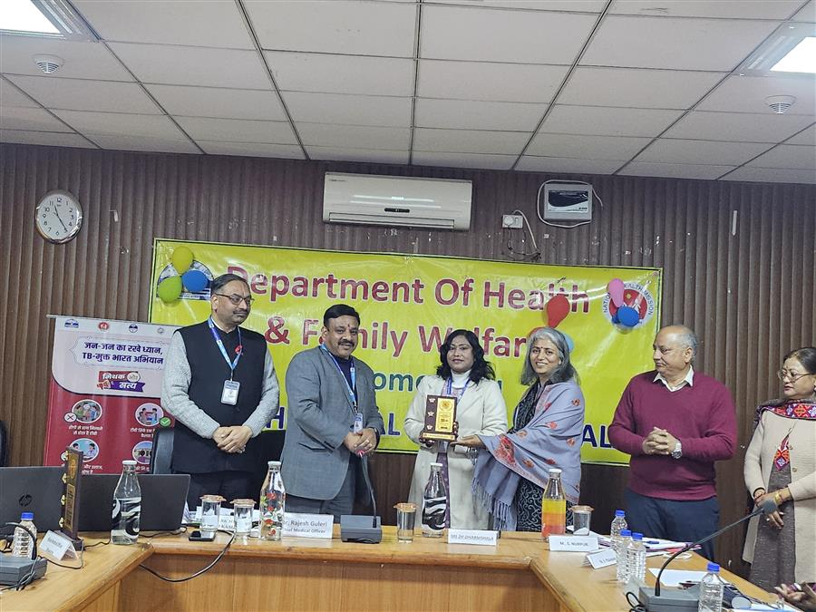 Kangra जिला कांगड़ा स्वास्थ्य विभाग की मासिक समीक्षा बैठक आयोजित 
