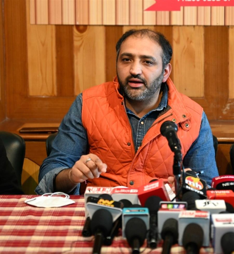 कांग्रेस सरकार अब प्रदेश के मंदिरों की धन राशि का दुरुपयोग कर रही - कर्ण नंदा 