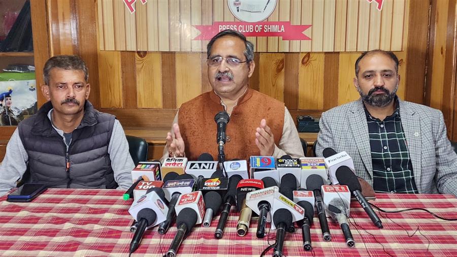 रणधीर ने मांगा मुख्यमंत्री और कांग्रेस प्रदेश अध्यक्ष का इस्तीफा