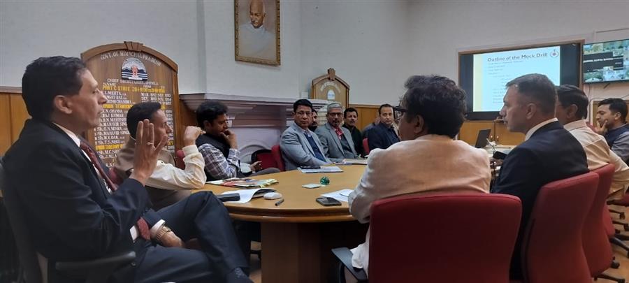 प्रदेश में पहली जून से 500 एमएल की पानी की प्लास्टिक बोतलों का इस्तेमाल प्रतिबंधित: प्रबोध सक्सेना
