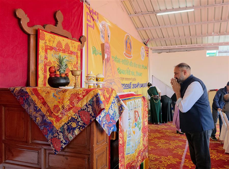महात्मा बुद्ध की शिक्षाएं हम सबको नैतिक मूल्यों पर आधारित जीवन जीने के लिए प्रेरित करती हैं : नंदा
