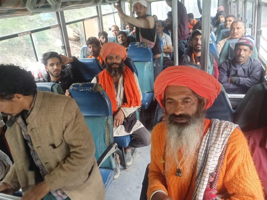 मणिमहेश यात्रियों की सुरक्षित वापसी की जा रही सुनिश्चित