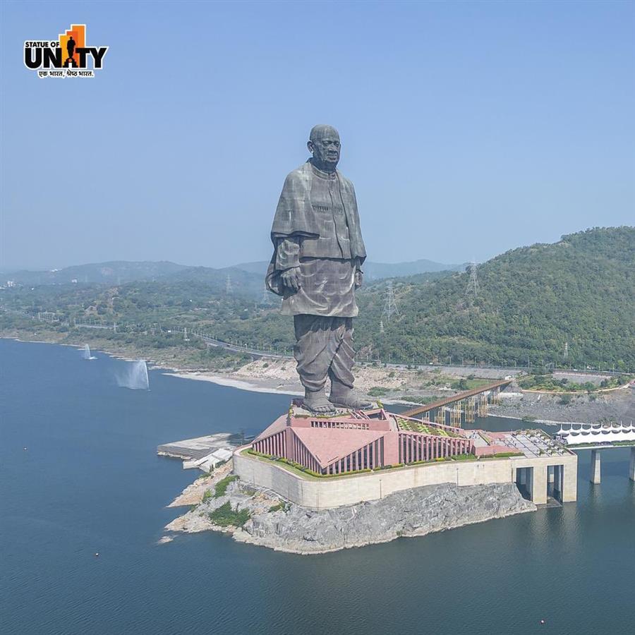 राष्ट्र आज सरदार वल्लभभाई पटेल की 150वीं जयंती पर श्रद्धांजलि अर्पित कर रहा है: प्रधानमंत्री श्री नरेन्द्र मोदी