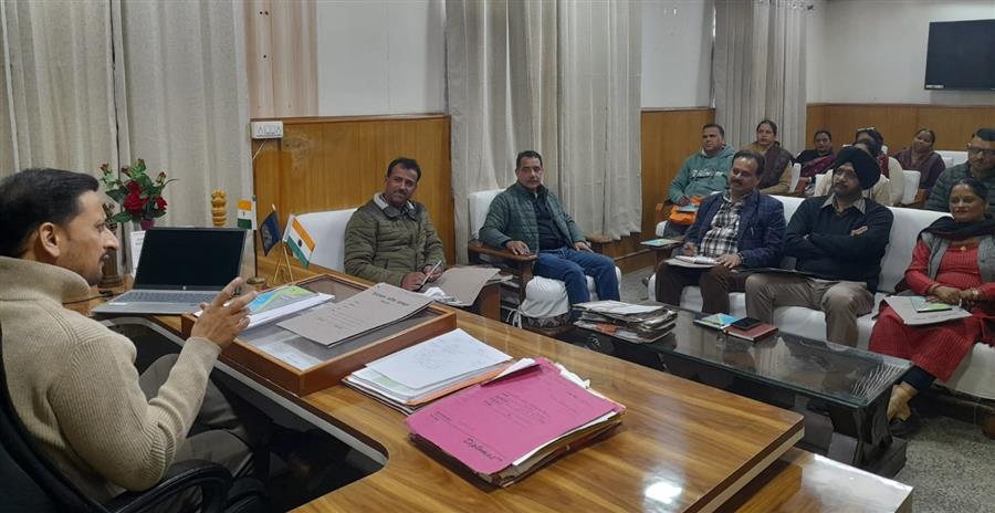 बेटी बचाओ–बेटी पढ़ाओ अभियान को लेकर खंड स्तरीय टास्क फोर्स की बैठक आयोजित