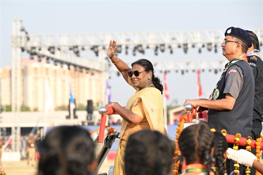 राष्ट्रपति ने भारत स्काउट्स और गाइड्स के हीरक जयंती के समापन समारोह में भाग लिया