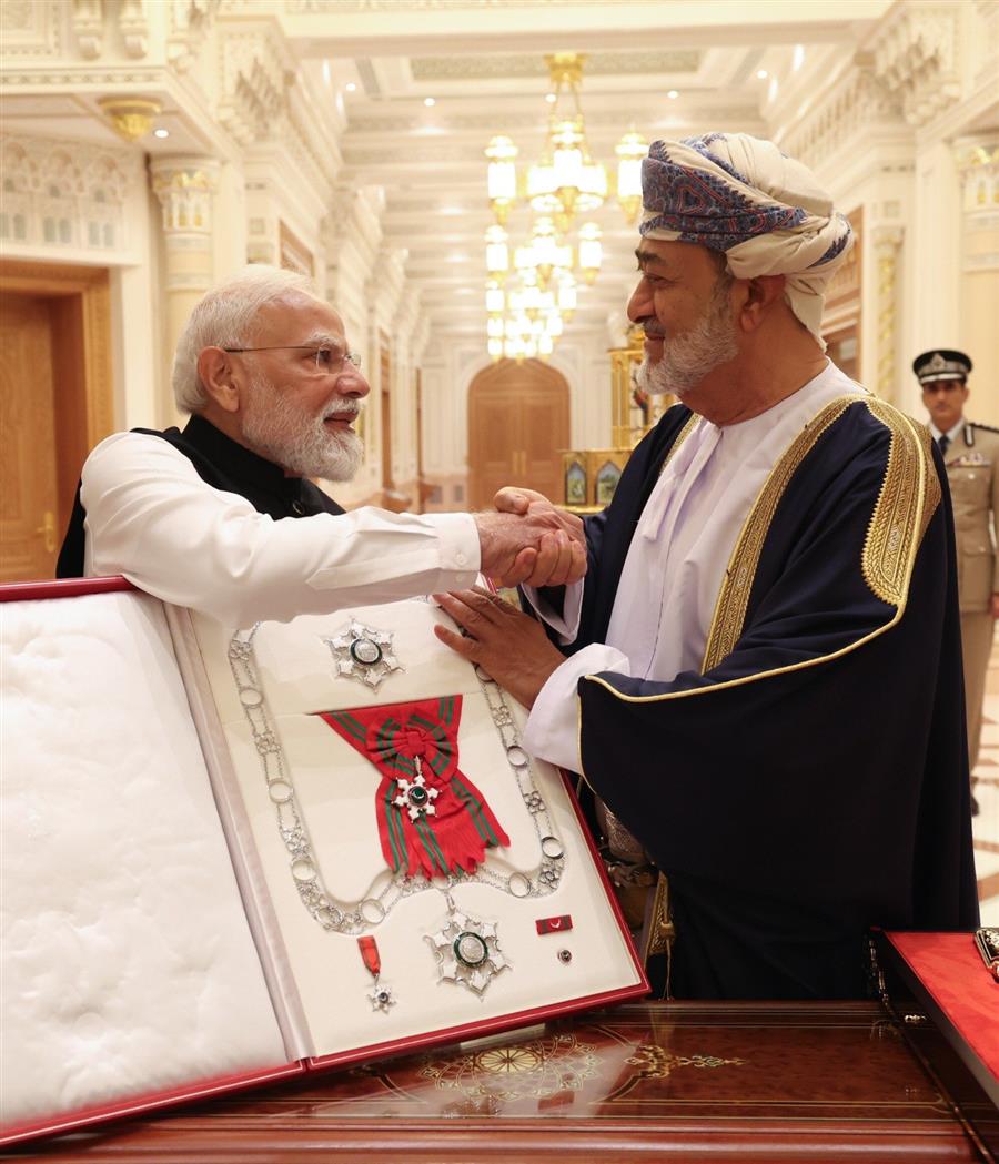 प्रधानमंत्री को ऑर्डर ऑफ ओमान से सम्मानित किया गया