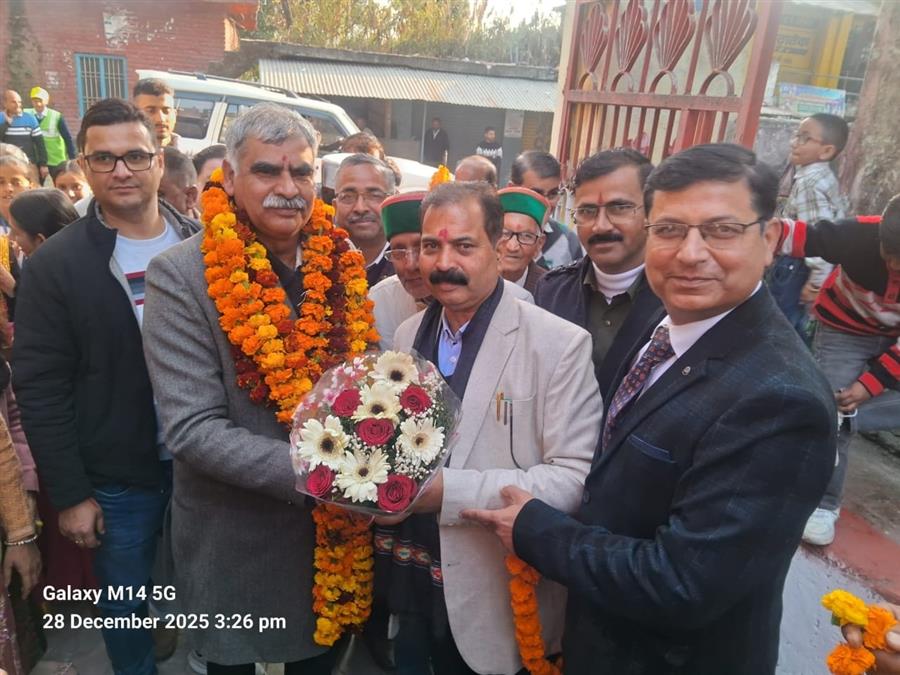समाज विरोधी ताकतें हमारी युवा पीढ़ी को नष्ट करने का प्रयास कर रही हैं  - संजय रतन
