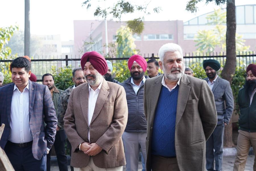 Lal Chand Kataruchak leads Lohri Celebrations at Anaj Bhawan