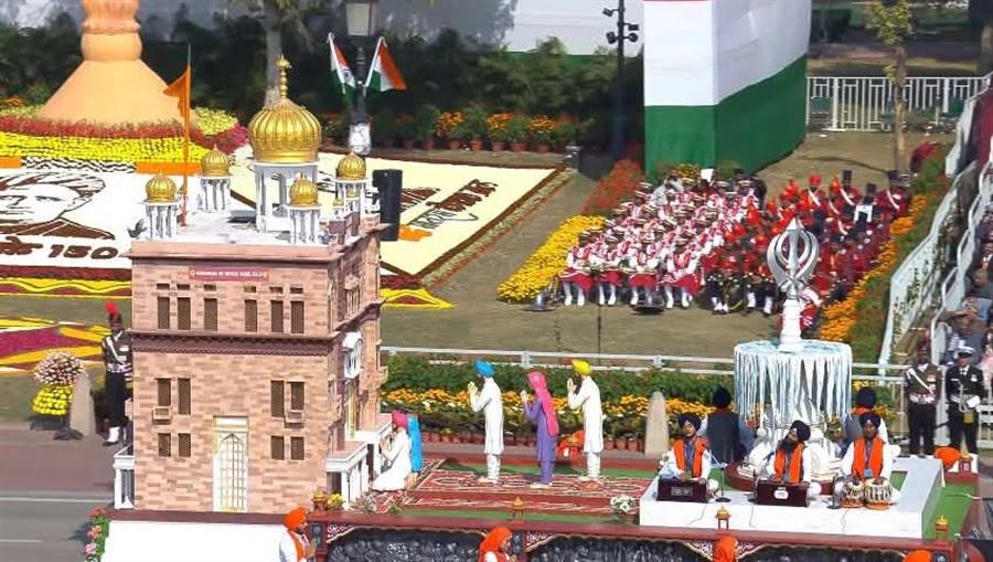 Punjab tableau on Sahib Sri Guru Tegh Bahadur Sahib Ji’s supreme sacrifice at Kartavya Path fills nation with pride: Arvind Kejriwal