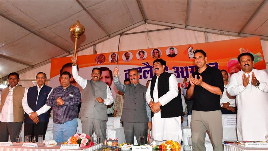 प्रदेश में शुद्ध पेयजल उपलब्ध करवाने के लिए 2000 करोड़ रुपये होंगे खर्चः मुख्यमंत्री