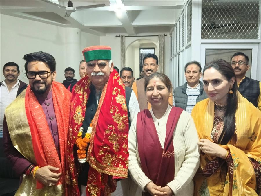अनुराग ठाकुर ने चैत्र नवरात्र के अवसर पर ज्वालामुखी मंदिर में दर्शन किये