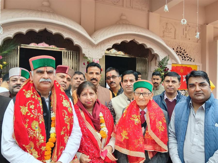 झंडा चढ़ाने की रस्म के साथ ज्वालामुखी में चैत्र नवरात्र मेले का शुभारंभ
