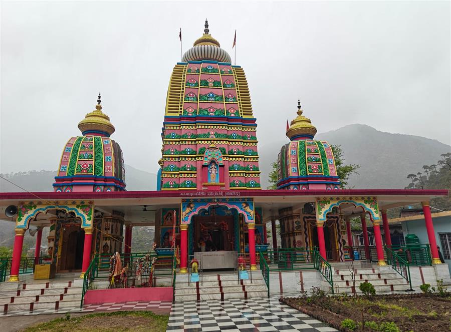 दक्षिण भारतीय शैली में सजा रूलहेड का मलह माता सुकराला मंदिर, आस्था और पर्यटन का अद्भुत संगम