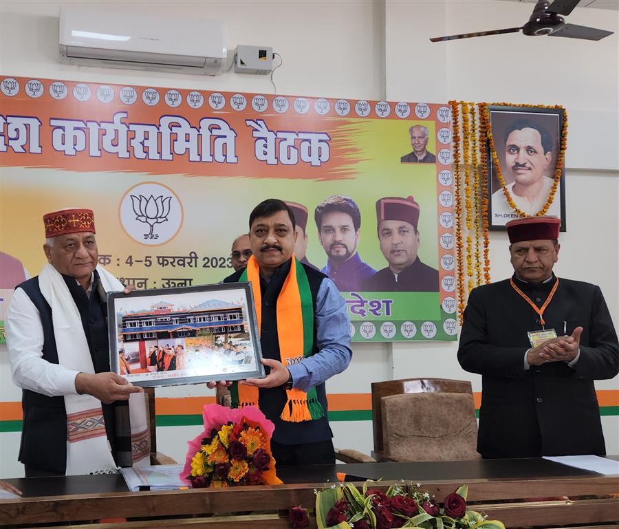 भाजपा प्रदेश कार्यसमिति बैठक में केंद्र सरकार की उपलब्धियों पर प्रस्ताव पारित – बिंदल
