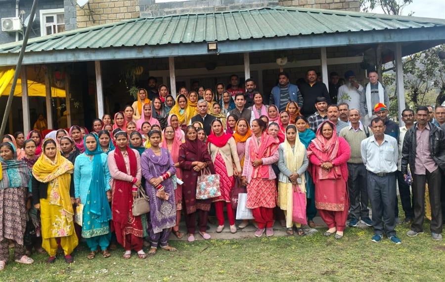 ज्वालामुखी में मुख्यमंत्री शगुन योजना के तहत 90 परिवारों को मिली आर्थिक सहायता