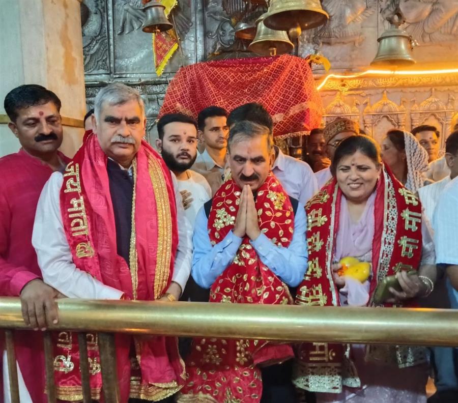 हिमाचल के मुख्यमंत्री सुखविंद्र सिंह सुक्खू ने ज्वालामुखी मंदिर में की पूजा-अर्चना, धार्मिक पर्यटन को मिलेगा बढ़ावा
