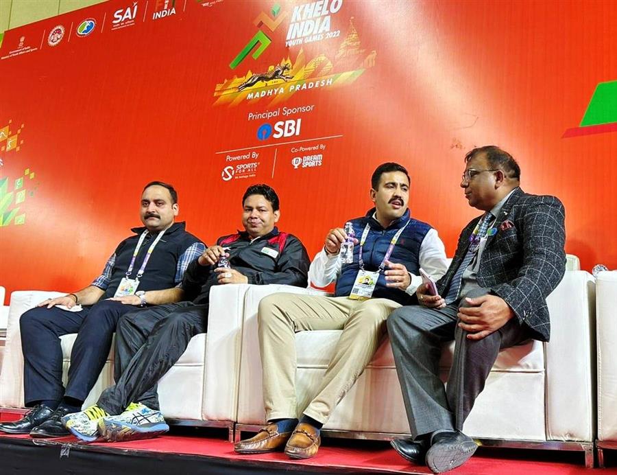 Vikramaditya Singh interacts with Himachali players in Bhopal