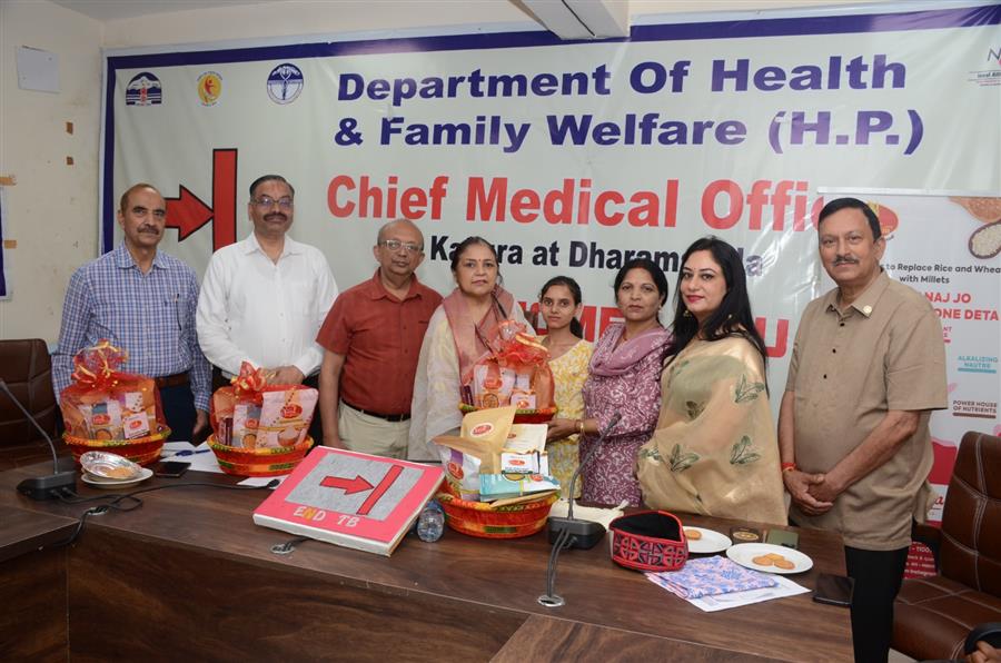 मिलेट्स एवं पोषण विषयक संगोष्ठी एवं पोषण किट वितरण कार्यक्रम का आयोजन