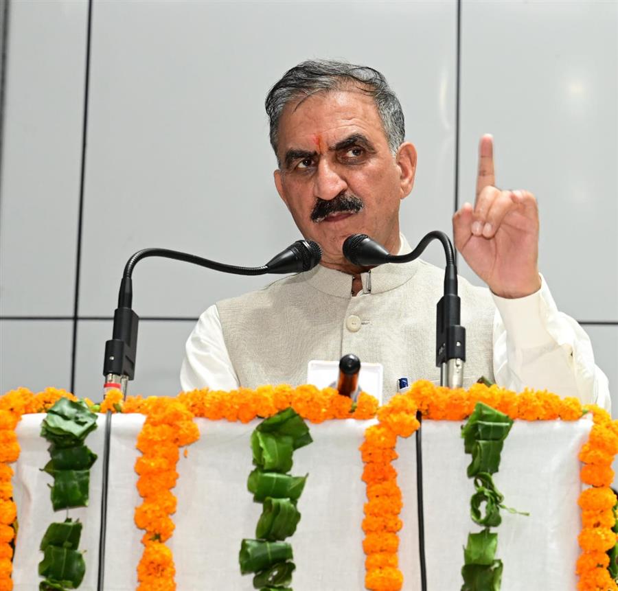 गरीब एवं भूमिहीन लोगों के अतिक्रमण के मामलों में रियायत के लिए बनाएंगे नीति- मुख्यमंत्री
