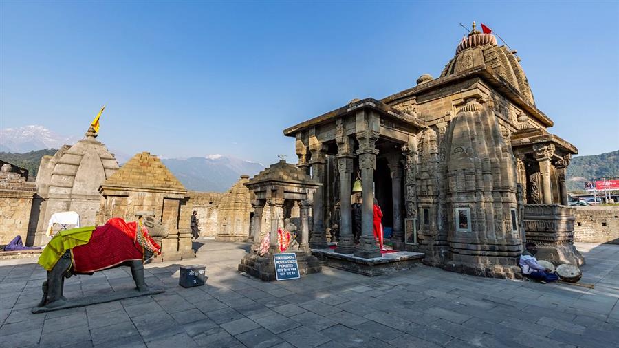 कांगड़ा के दो ऐतिहासिक मंदिरों में डिजिटल पूजा सेवाओं का विस्तार; देश-विदेश के श्रद्धालु ‘श्री मंदिर’ ऐप से कर सकेंगे पूजा और चढ़ावा