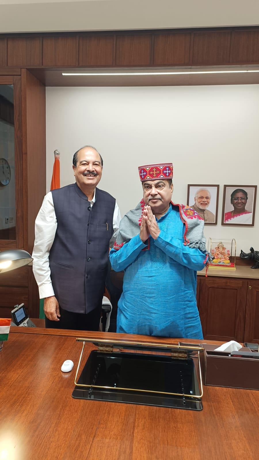 हिमाचल के सड़क नेटवर्क को नई गति देने के लिए केंद्र सरकार प्रतिबद्ध, राष्ट्रीय राजमार्गों पर हुई विस्तृत चर्चा : हर्ष महाजन