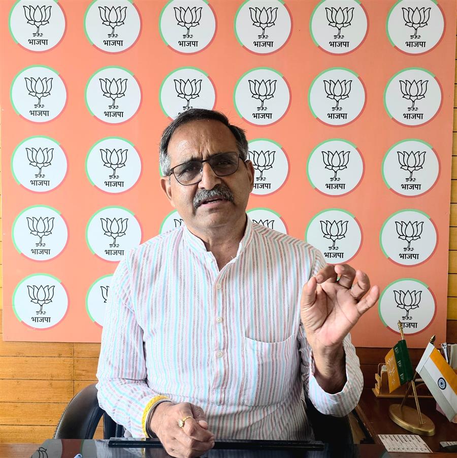 महिला कांस्टेबलों की शिकायत पर एफआईआर तक दर्ज नहीं करवा पा रही सरकार, कांग्रेस का महिला विरोधी चेहरा हुआ बेनकाब : रणधीर शर्मा