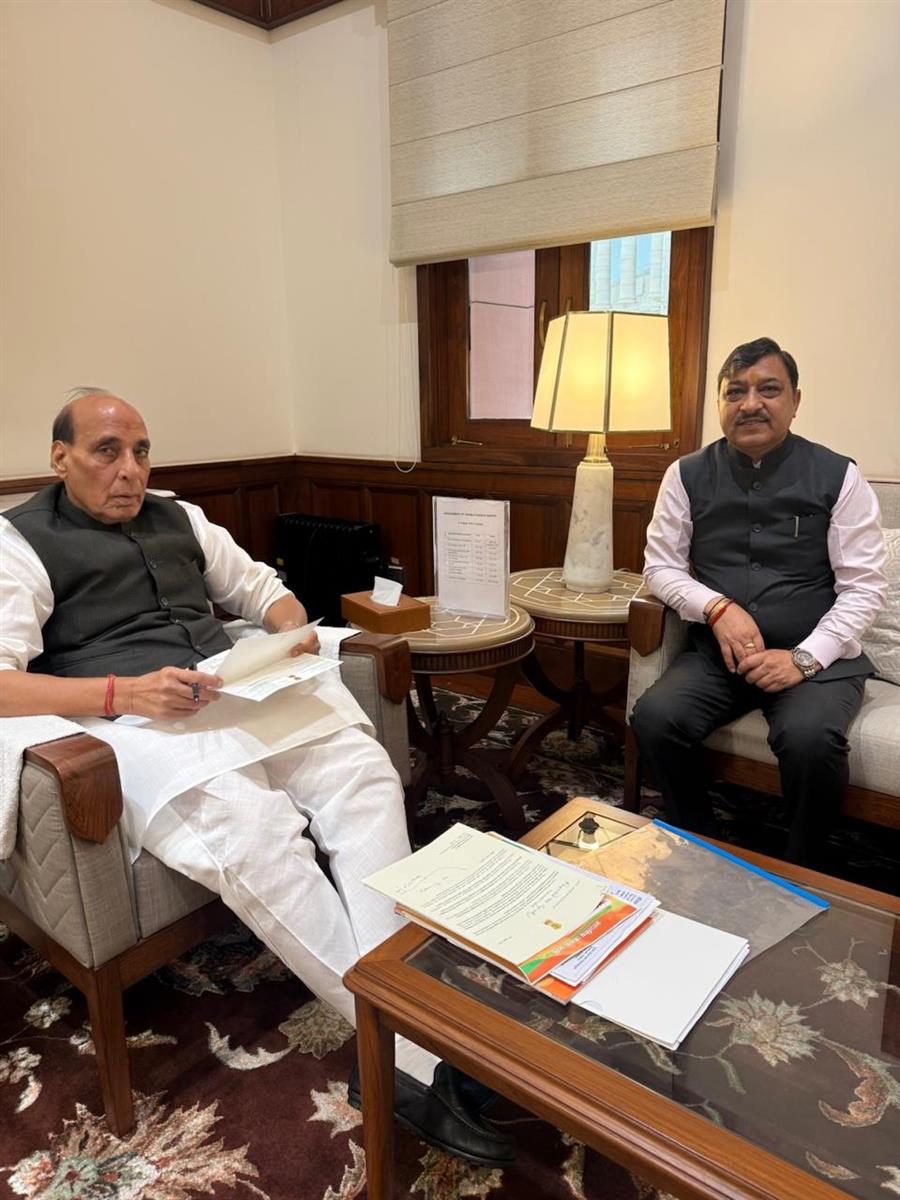 कसौली छावनी के दुकानदारों पर 20% किराया बढ़ोतरी और अतिरिक्त शुल्क का मामला रक्षा मंत्री राजनाथ सिंह के समक्ष उठाया, राहत देने की मांग : सुरेश कश्यप