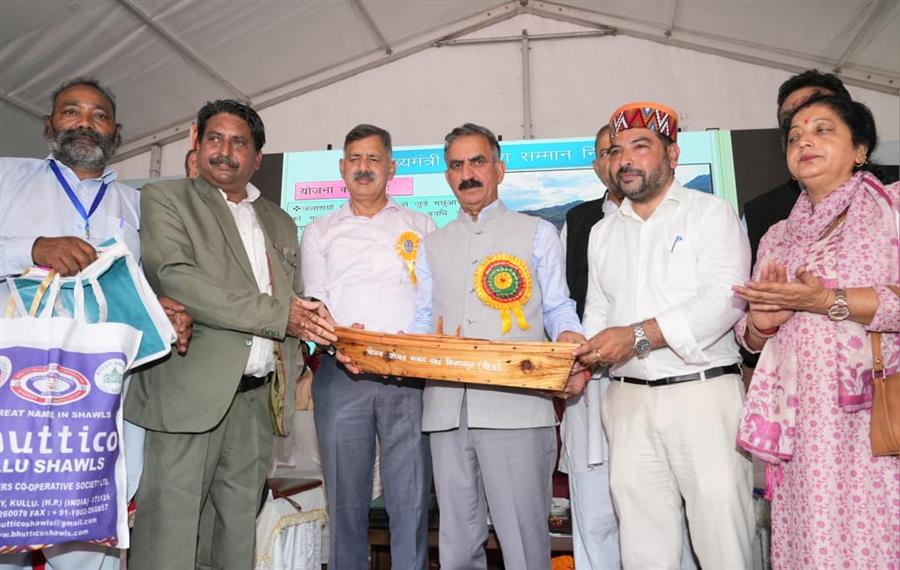 मुख्यमंत्री मछुआरा सम्मान निधि के तहत 1,500 मछुआरों को 3,500 रुपये प्रति लाभार्थी हस्तांतरित