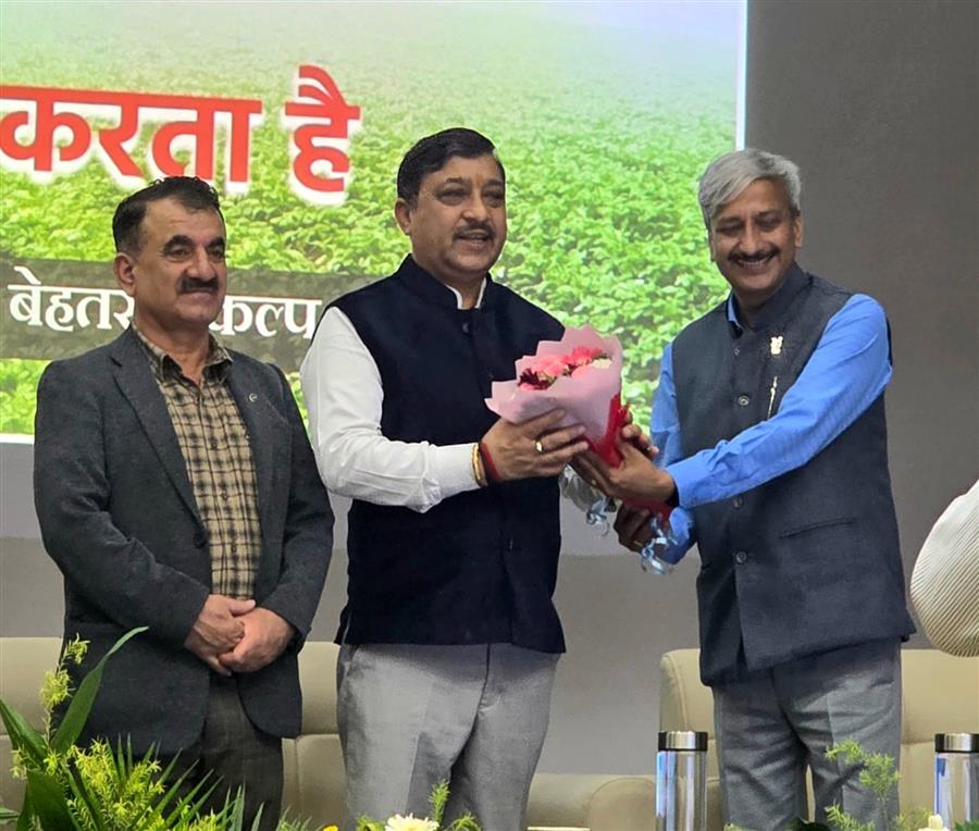 मुख्यमंत्री को भाजपा सांसदों को सर्टिफिकेट देने की जरूरत नहीं, अपने तीन साल से अधिक के कार्यकाल और ठप पड़े विकास की चिंता करें : सुरेश कश्यप
