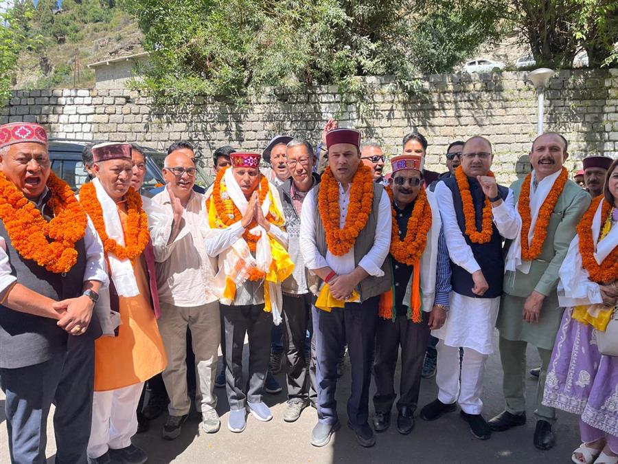 प्रकोष्ठों के माध्यम से समाज के हर वर्ग तक पहुंचकर ‘सूटकेस वाली भ्रष्ट कांग्रेस सरकार’ को सत्ता से उखाड़ फेंकेंगे : पुरुषोत्तम गुलेरिया