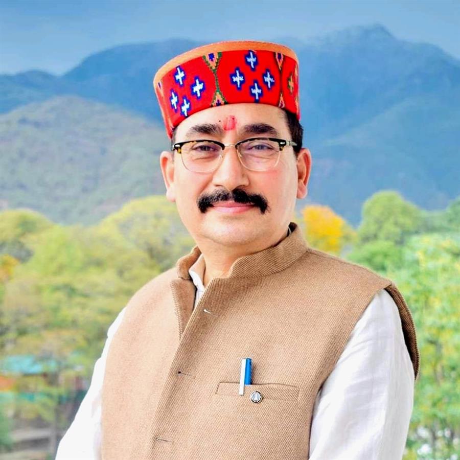 हिमकेयर योजना का लाभ न मिलने से हो रही मौतों पर भड़के पूर्व विधानसभा अध्यक्ष विपिन सिंह परमार