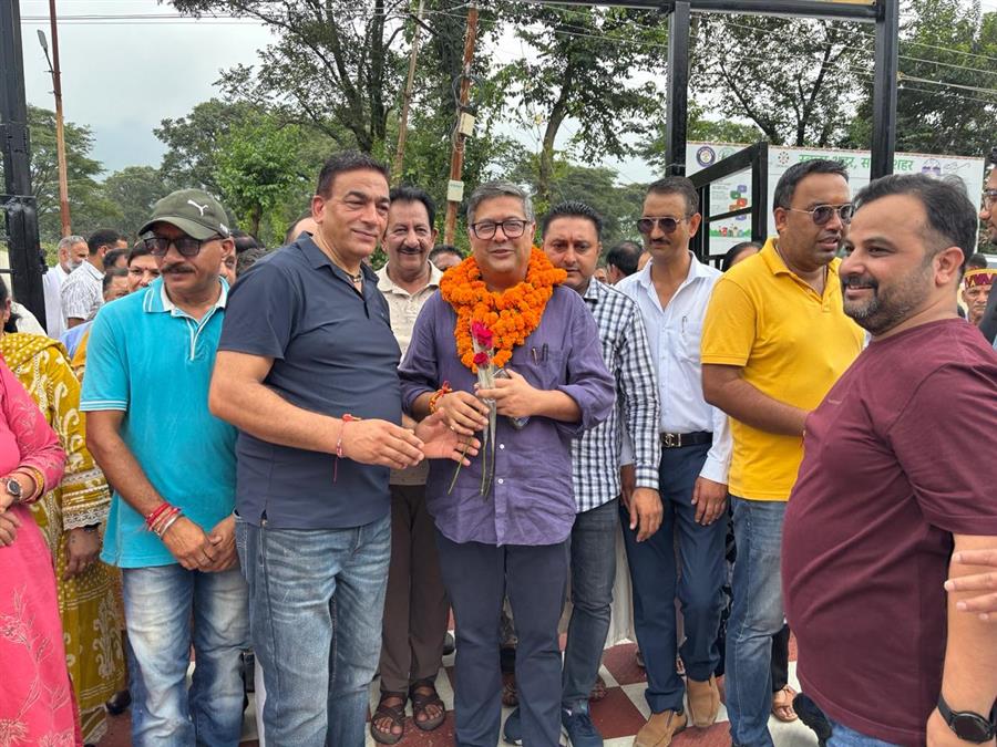 विधायक आशीष बुटेल ने 21 लाख के स्वास्थ्य केंद्र को किया लोकार्पित