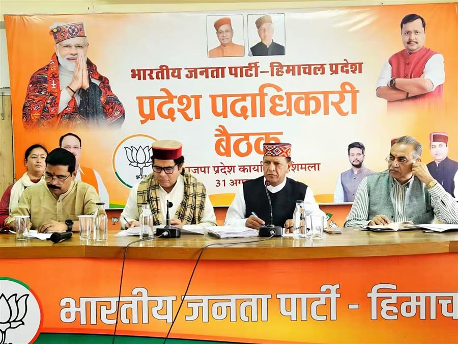 कांग्रेस ने देश को धर्म और जाति के नाम पर बांटा, अब युवाओं को भ्रमित करने का कर रही प्रयास : श्रीकांत शर्मा