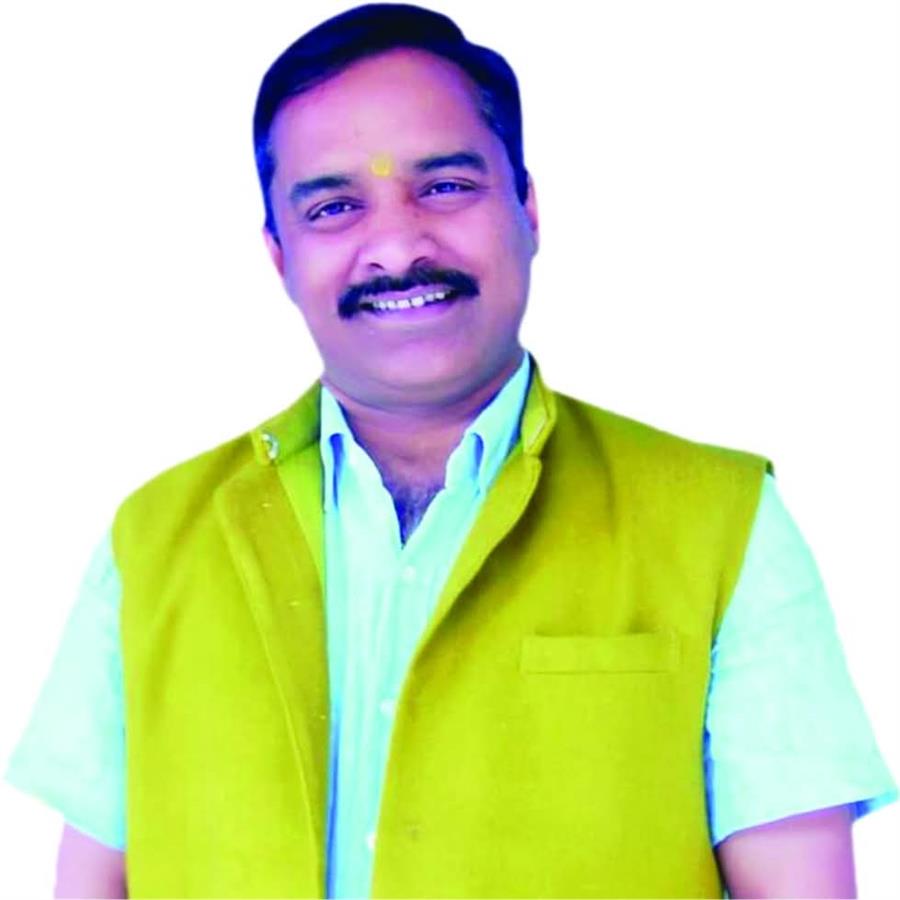 कांगड़ा में श्रमिक कल्याण योजनाओं का प्रभावी क्रियान्वयन किया जा रहा सुनिश्चित : नरदेव सिंह कंवर