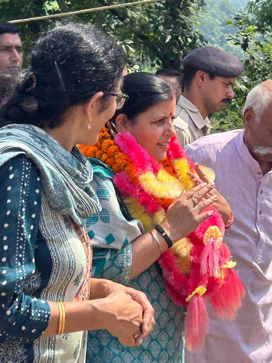 विधायक कमलेश ठाकुर ने खैरियां में 1.14 करोड़ रुपये की लागत से बनने वाले पंचायत घर की रखी आधारशिला