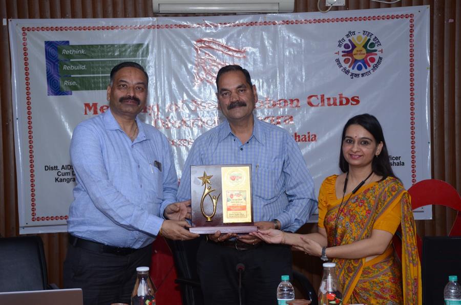 रेबीज से बचाव के लिए जागरूकता जरूरी — पद्मश्री डॉ. ओमेश भारती