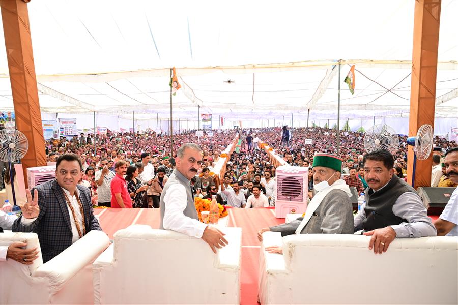 तीन वर्षों में 10 हजार से अधिक शिक्षक भर्ती, अगले छह माह में 4 हजार और शिक्षक होंगे नियुक्तः मुख्यमंत्री
