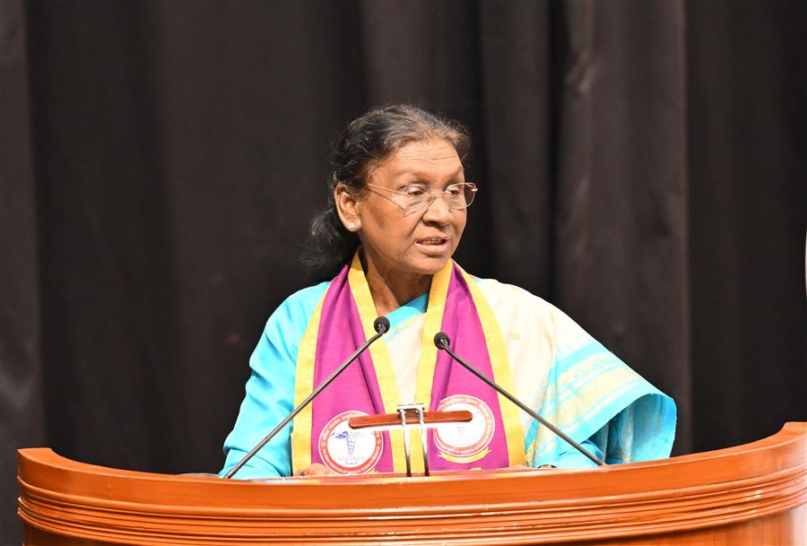 PRESIDENT OF INDIA GRACES THE FIRST CONVOCATION OF AIIMS BILASPUR