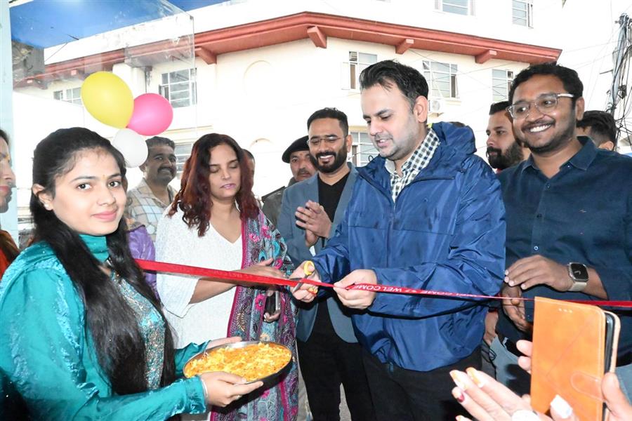 गोकुल बुटेल ने पालमपुर में किया एनएनएच अल्ट्रासाउंड केंद्र का शुभारंभ