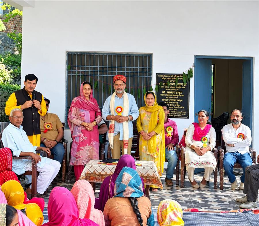 हरलोग में भगवान श्री कृष्ण के मन्दिर का भूमि पूजन किया