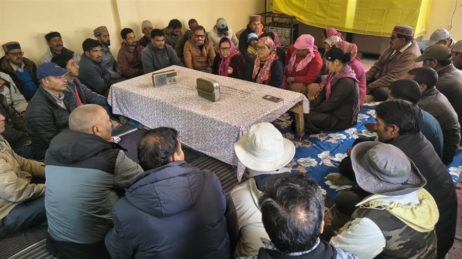 कांग्रेस को जनजातीय क्षेत्रों के वोट तो चाहिए, लेकिन जनता को बुनियादी सुविधाएं देने की नीयत नहीं; प्राथमिक स्वास्थ्य केंद्रों में जुकाम तक की दवा नहीं : श्रीकांत शर्मा